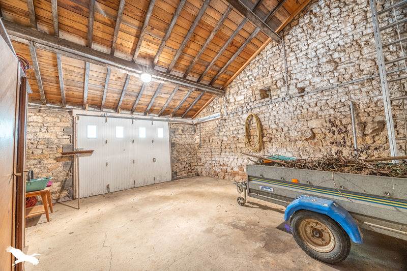 Vente Maison AUCHAY SUR VENDEE - 7 pièces -175 m² - (85200)