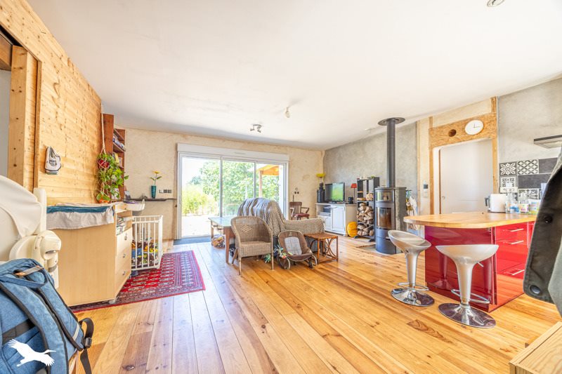Vente Maison MERVENT - 5 pièces -121 m² - (85200)