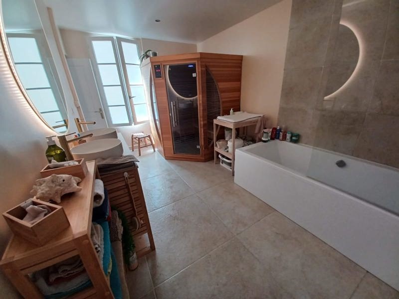 Vente Maison FONTENAY LE COMTE - 5 pièces -123 m² - (85200)