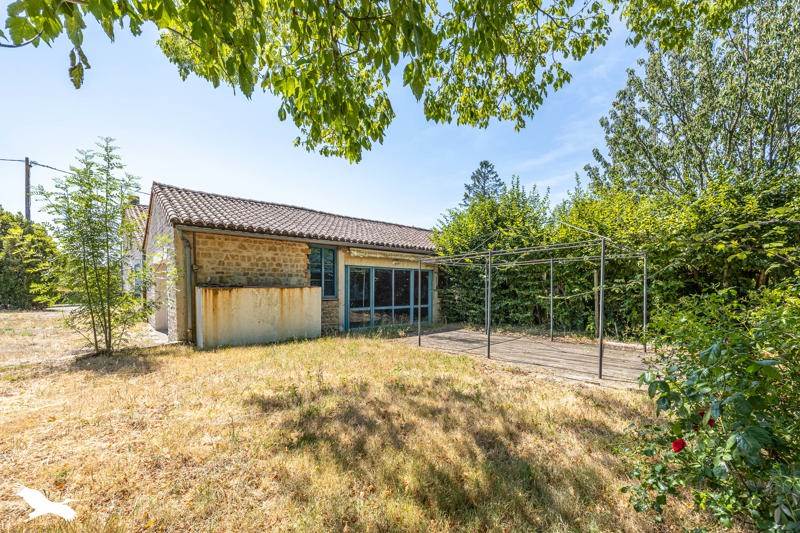 Vente Maison XANTON CHASSENON - 5 pièces -135 m² - (85240)