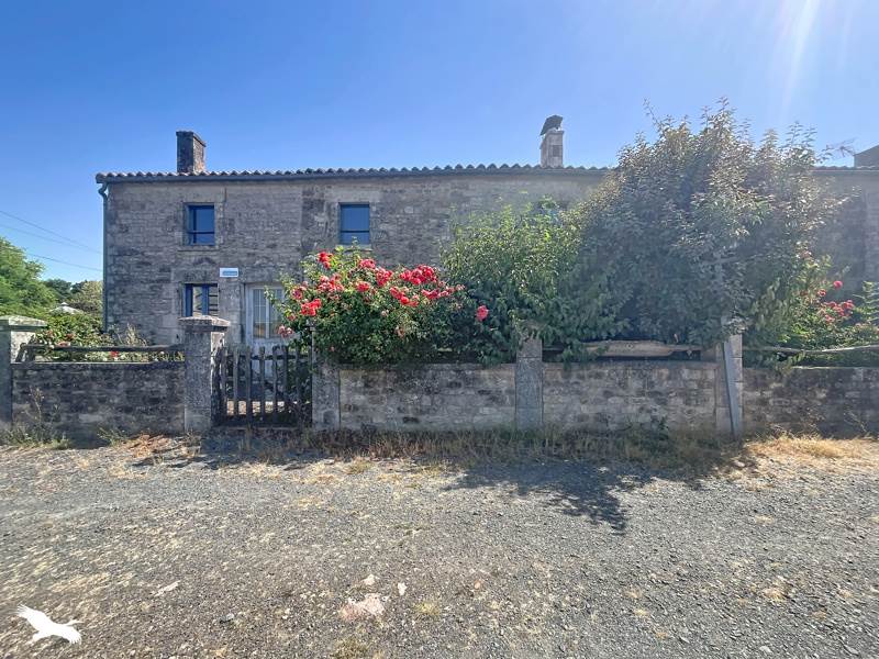 Vente Maison XANTON CHASSENON 85240 5 pièces - 135 m²