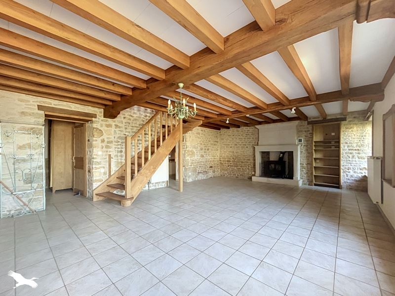 Vente Maison XANTON CHASSENON - 5 pièces -135 m² - (85240)