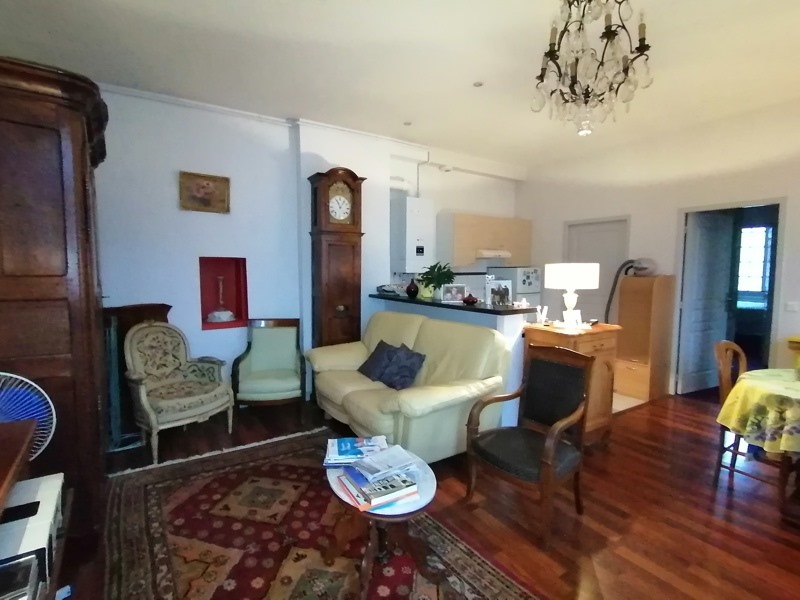 Vente Appartement FONTENAY LE COMTE - 3 pièces -65 m² - (85200)
