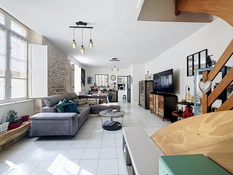Vente Appartement FONTENAY LE COMTE - 3 pièces -101 m² - (85200)