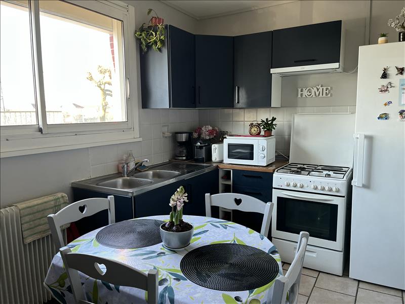 Vente Maison FONTENAY LE COMTE - 4 pièces -84 m² - (85200)
