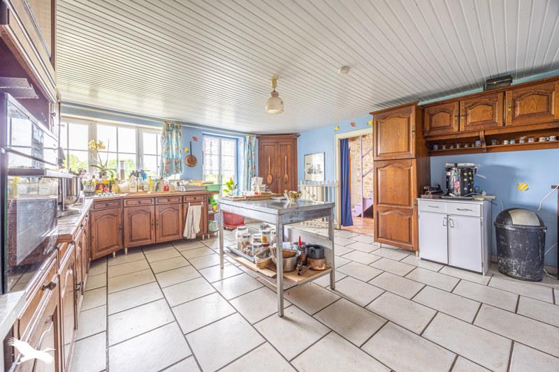 Vente Maison MAILLEZAIS - 8 pièces -210 m² - (85420)