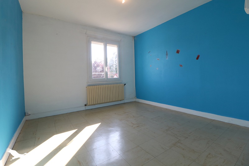 Vente Maison LA FERTE IMBAULT - 7 pièces -203 m² - (41300)
