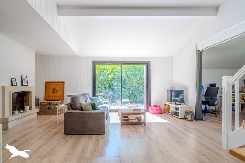 Vente Maison CANEJAN - 6 pièces -131 m² - (33610)