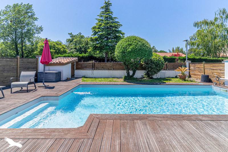 Vente Maison CANEJAN - 5 pièces -153 m² - (33610)