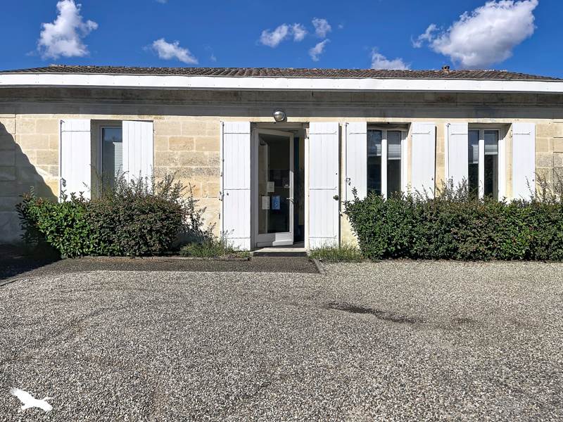 Vente Immeuble CANEJAN - -  126 m² - (33610)