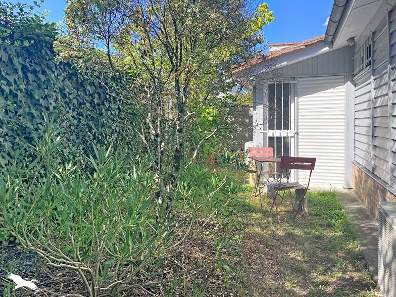 Vente Immeuble CANEJAN - -  126 m² - (33610)