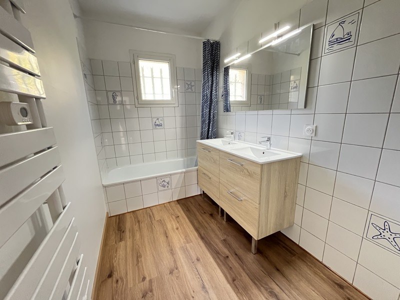 Vente Maison BIGANOS - 5 pièces -111 m² - (33380)