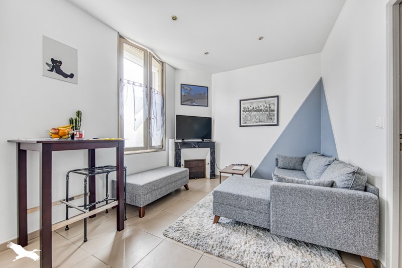 Vente Immeuble CANEJAN - -  352 m² - (33610)
