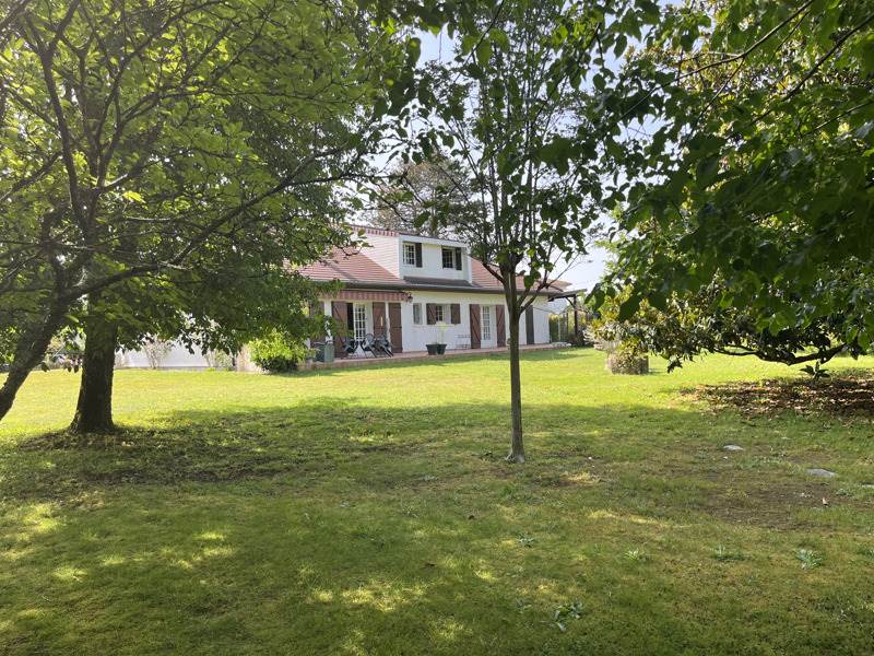 Vente Maison CESTAS - 8 pièces -188 m² - (33610)