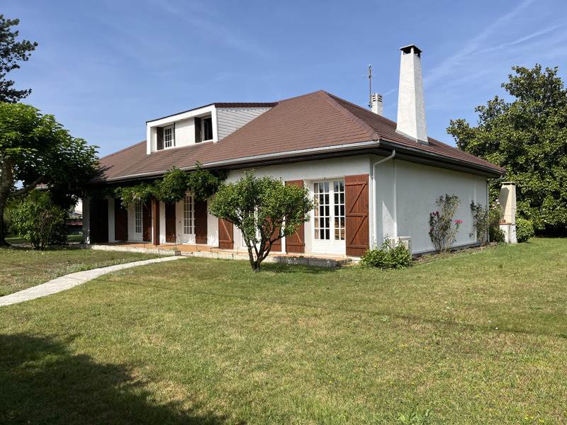 Vente Maison CESTAS - 8 pièces -188 m² - (33610)