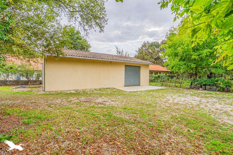 Vente Immeuble PESSAC - -  90 m² - (33600)