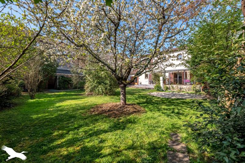 Vente Maison PERIGUEUX - 7 pièces -197 m² - (24000)