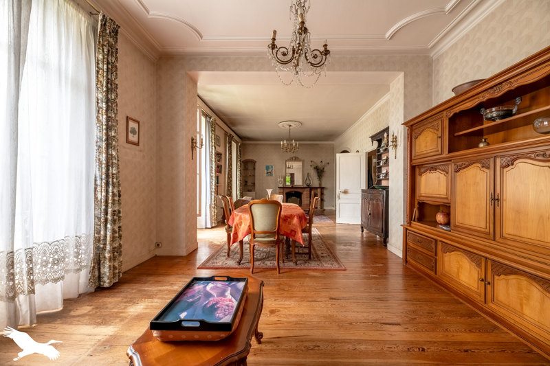 Vente Maison PERIGUEUX - 9 pièces -295 m² - (24000)
