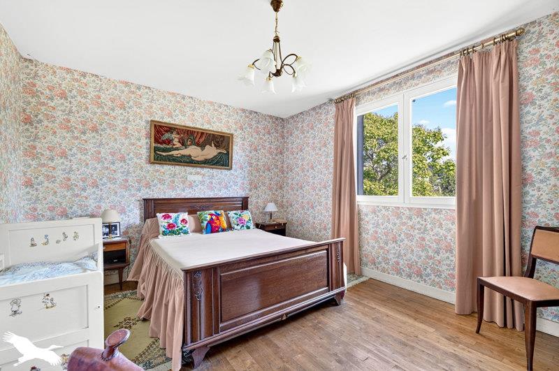 Vente Maison ST PIERRE DE CHIGNAC - 7 pièces -183 m² - (24330)