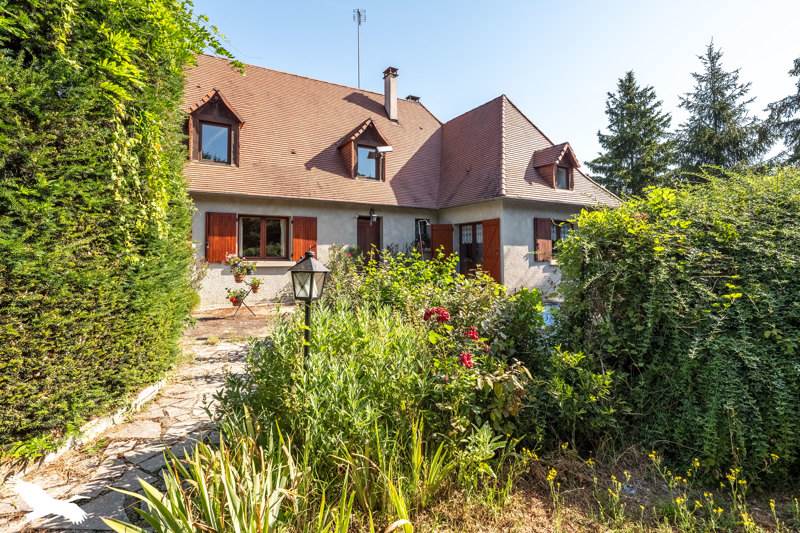 Vente Maison ST PIERRE DE CHIGNAC - 7 pièces -183 m² - (24330)