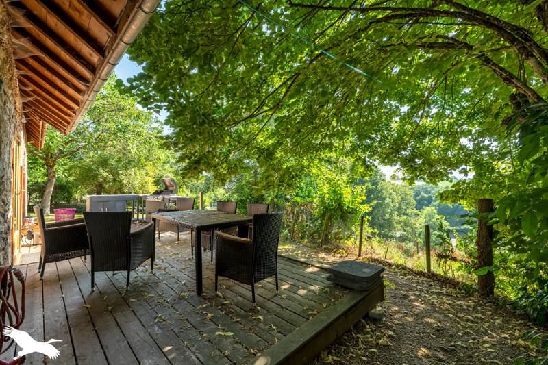 Vente Maison ST PIERRE DE CHIGNAC - 8 pièces -277 m² - (24330)