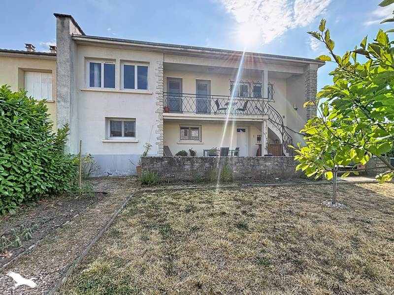 Vente Maison PERIGUEUX - 6 pièces -145 m² - (24000)
