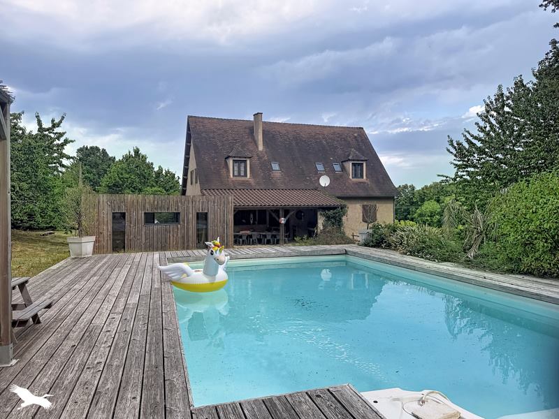 Vente Maison BASSILLAC ET AUBEROCHE - 7 pièces -197 m² - (24330)