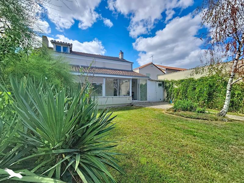 Vente Maison Périgueux - 6 pièces -140 m² - (24000)