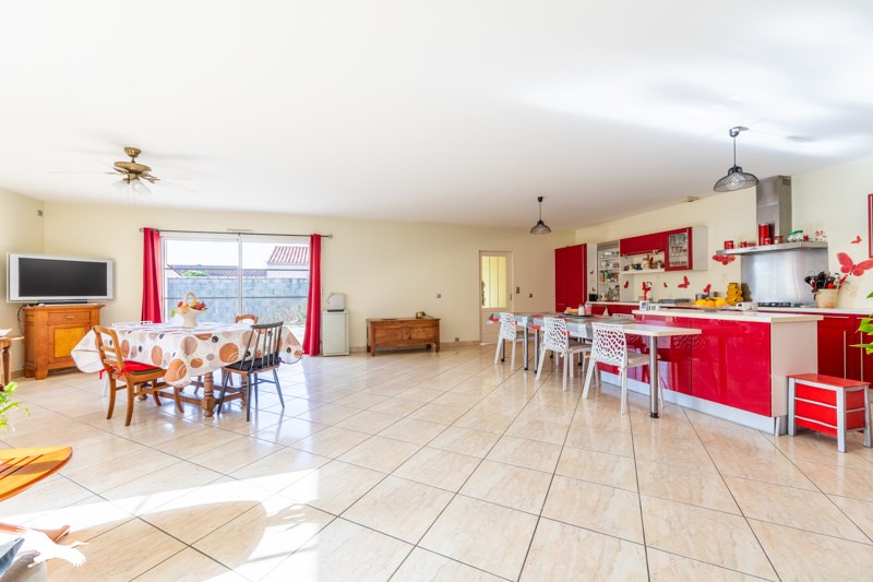 Vente Maison ST MATHURIN - 5 pièces -152 m² - (85150)