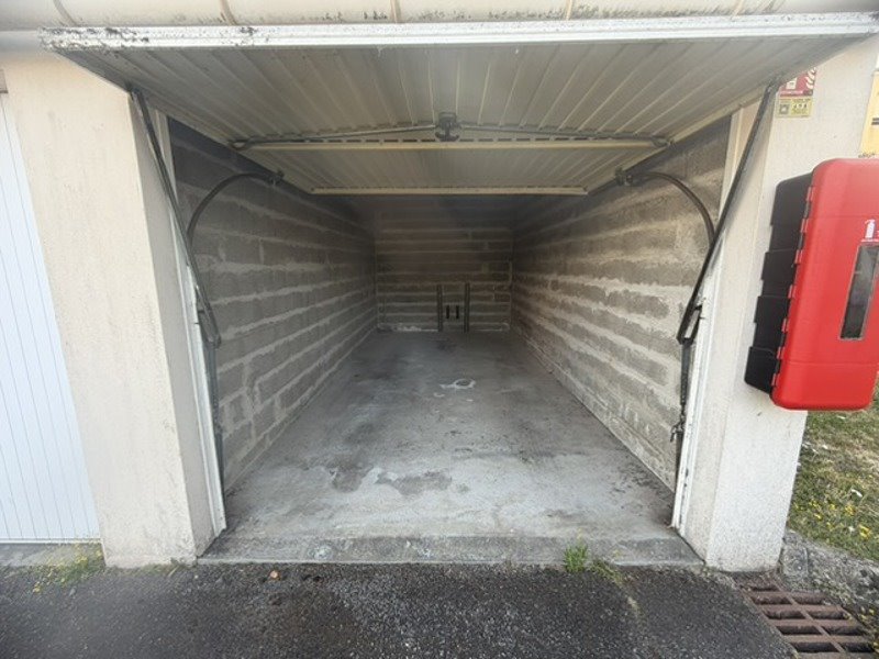 Vente Parking Les Sables-d'Olonne - -  15,4 m² - (85100)