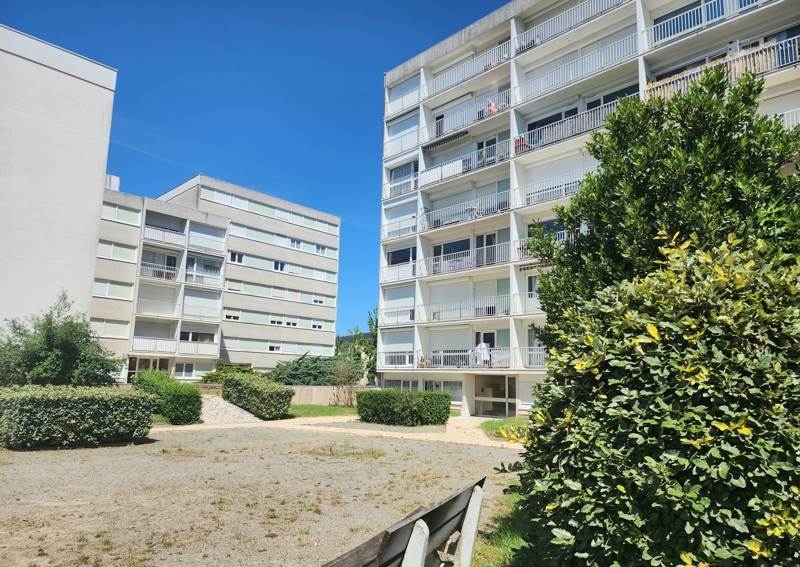 Appartement 5 pièces 81 m² · à Rezé · 81 m² · 166 625 €