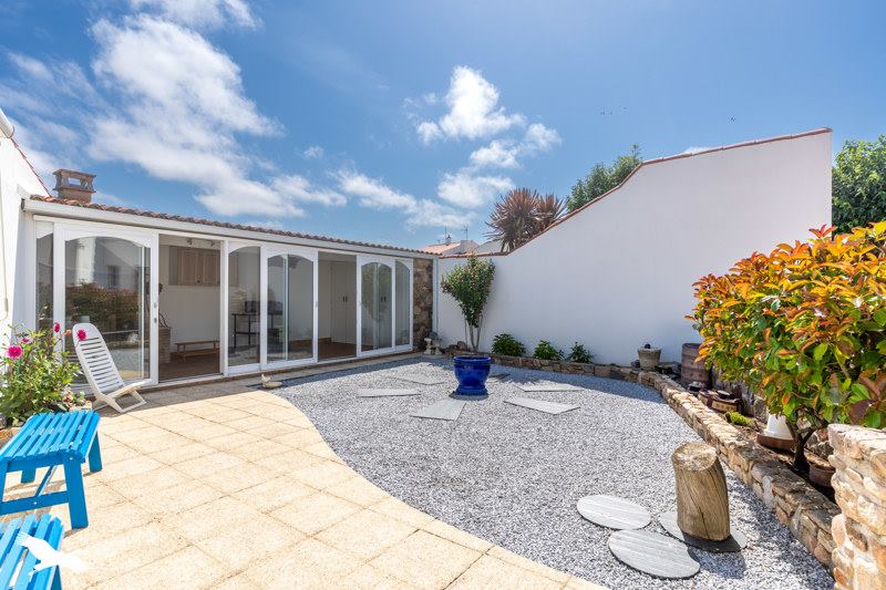 Vente Maison LES SABLES D OLONNE - 7 pièces -210 m² - (85100)