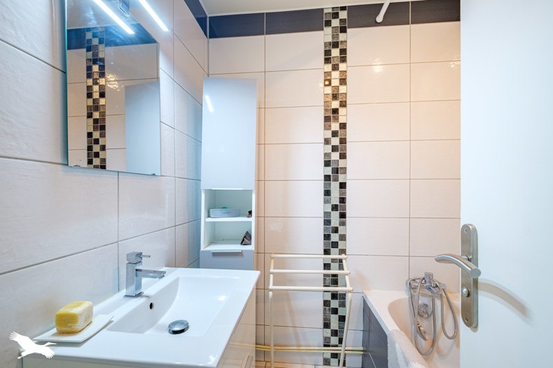 Vente Appartement IRIGNY - 3 pièces -66 m² - (69540)