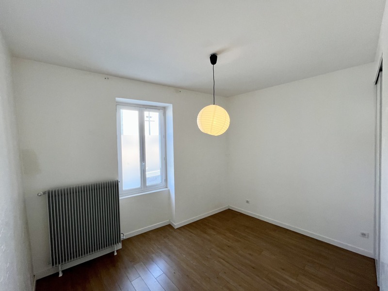 Vente Appartement IRIGNY - 3 pièces -66 m² - (69540)