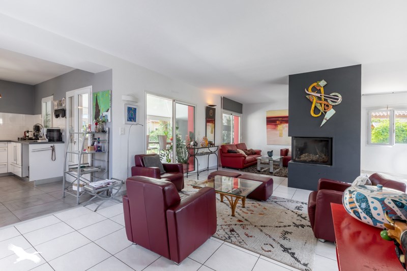 Vente Maison VALERGUES - 6 pièces -221 m² - (34130)