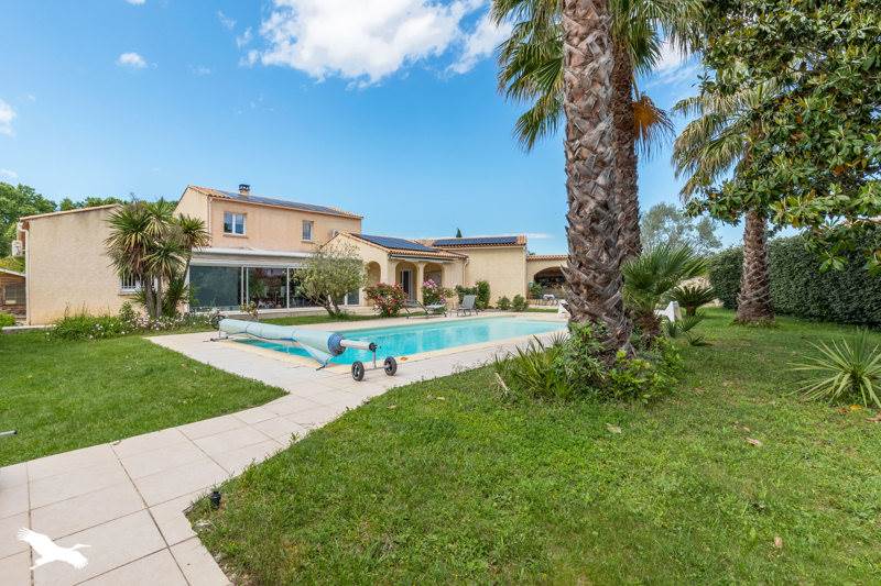 Vente Maison VALERGUES - 6 pièces -221 m² - (34130)