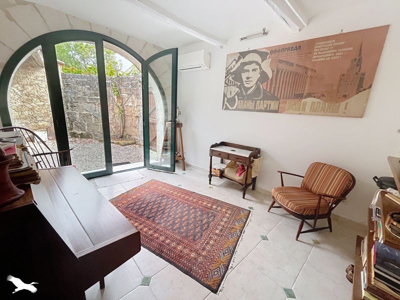 Vente Maison SUSSARGUES - 6 pièces -115 m² - (34160)