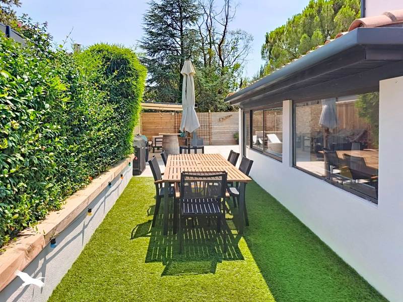 Vente Maison SUSSARGUES - 6 pièces -156 m² - (34160)