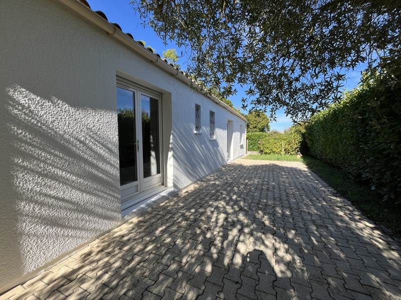 Vente Maison ST GEORGES DE DIDONNE - 4 pièces -86 m² - (17110)
