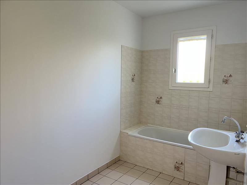 Vente Maison ST GEORGES DE DIDONNE - 4 pièces -86 m² - (17110)