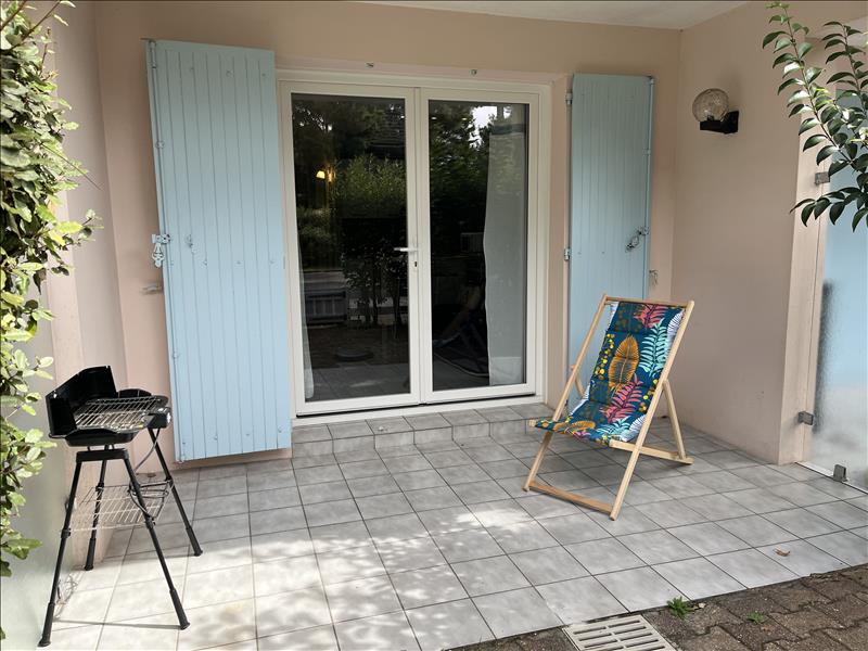 Vente Appartement ST GEORGES DE DIDONNE - 1 pièce -20 m² - (17110)