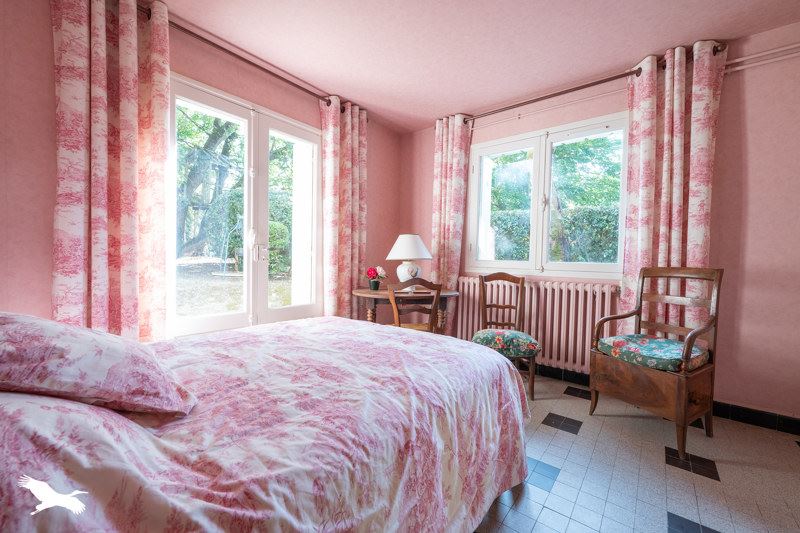 Vente Maison ST GEORGES DE DIDONNE - 5 pièces -135 m² - (17110)