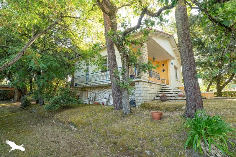 Vente Maison ST GEORGES DE DIDONNE - 5 pièces -135 m² - (17110)