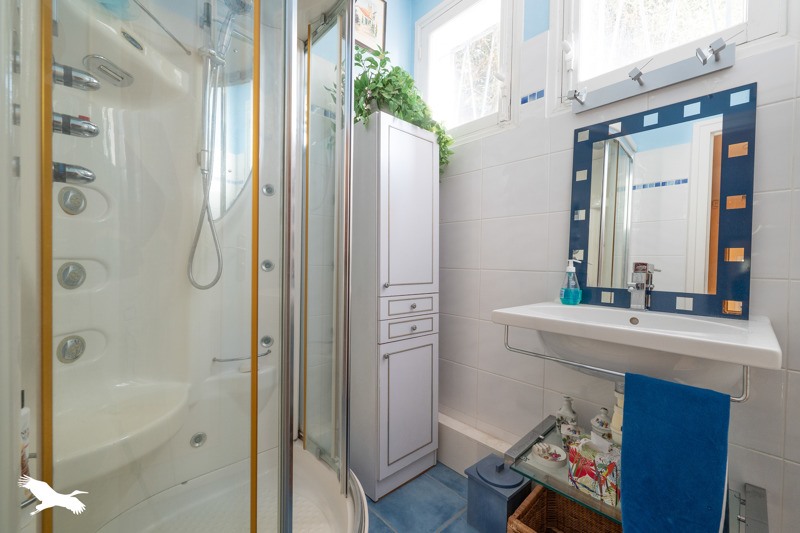 Vente Maison ST GEORGES DE DIDONNE - 5 pièces -135 m² - (17110)