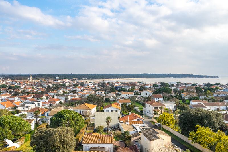 Vente Appartement ST GEORGES DE DIDONNE - 3 pièces -62 m² - (17110)