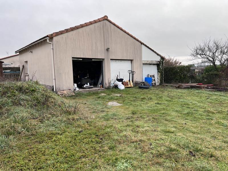 Vente Maison SEMUSSAC - 1 pièce -80 m² - (17120)