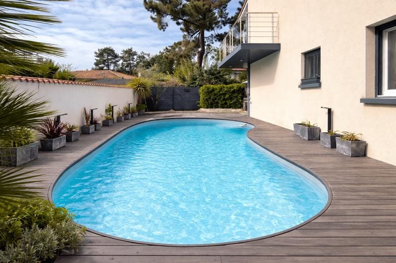 Vente Maison ST GEORGES DE DIDONNE - 5 pièces -180 m² - (17110)