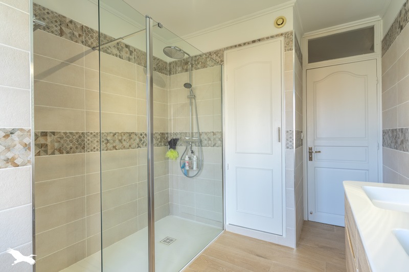 Vente Maison ST GEORGES DE DIDONNE - 5 pièces -188 m² - (17110)