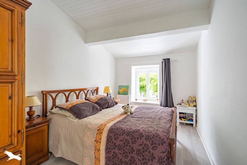 Vente Maison ST GEORGES DE DIDONNE - 5 pièces -143 m² - (17110)