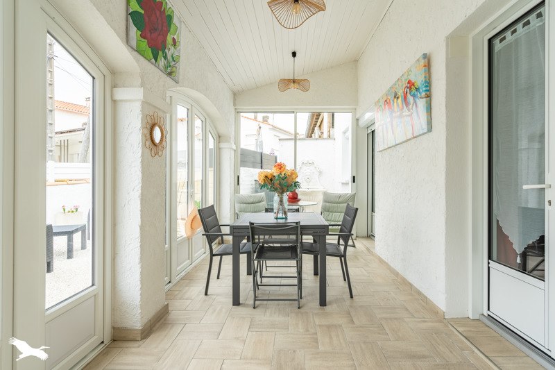 Vente Maison ST GEORGES DE DIDONNE - 5 pièces -143 m² - (17110)